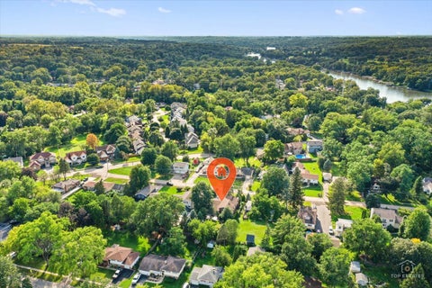 Tiny photo for 213 Liberty Avenue, Fox River Grove, IL 60021 (MLS # 12749527)
