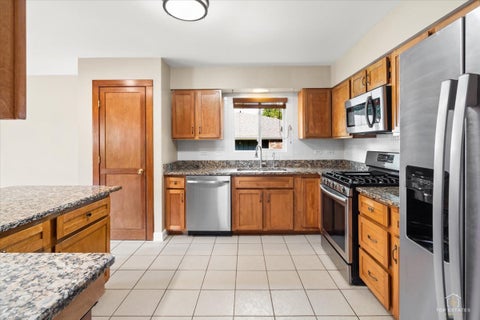 Tiny photo for 213 Liberty Avenue, Fox River Grove, IL 60021 (MLS # 12749527)