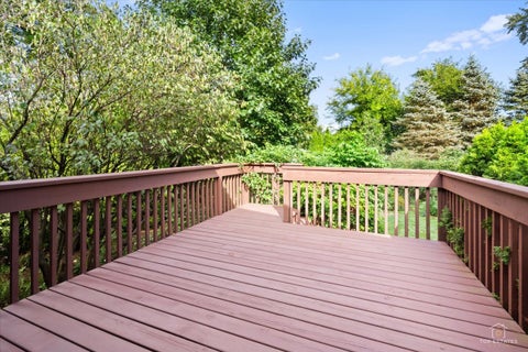 Tiny photo for 213 Liberty Avenue, Fox River Grove, IL 60021 (MLS # 12749527)