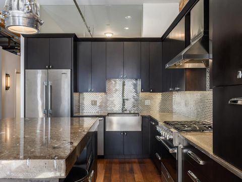 Tiny photo for 300 W Grand Avenue #208, Chicago, IL 60654 (MLS # 12498038)