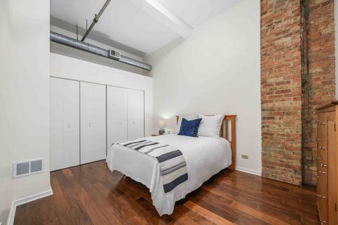 Tiny photo for 300 W Grand Avenue #208, Chicago, IL 60654 (MLS # 12498038)