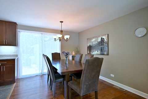 Tiny photo for 19392 W Harvard Avenue, Mundelein, IL 60060 (MLS # 12663880)