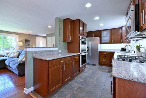 Tiny photo for 19392 W Harvard Avenue, Mundelein, IL 60060 (MLS # 12663880)