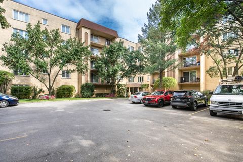 6430 W Belle Plaine Avenue 307 Chicago IL 60634