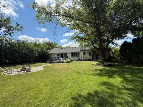 Tiny photo for 4 Yorkshire Drive, Lincolnshire, IL 60069 (MLS # 12624078)