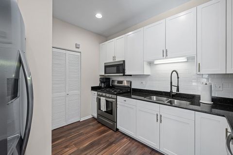 Tiny photo for 1928 N Kedzie Avenue #103, Chicago, IL 60647 (MLS # 12605586)