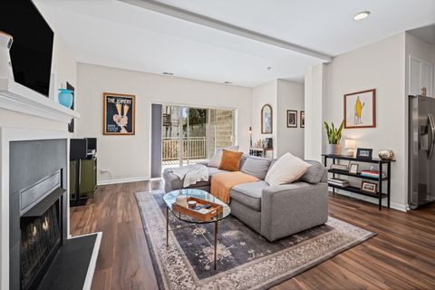 Tiny photo for 1928 N Kedzie Avenue #103, Chicago, IL 60647 (MLS # 12605586)