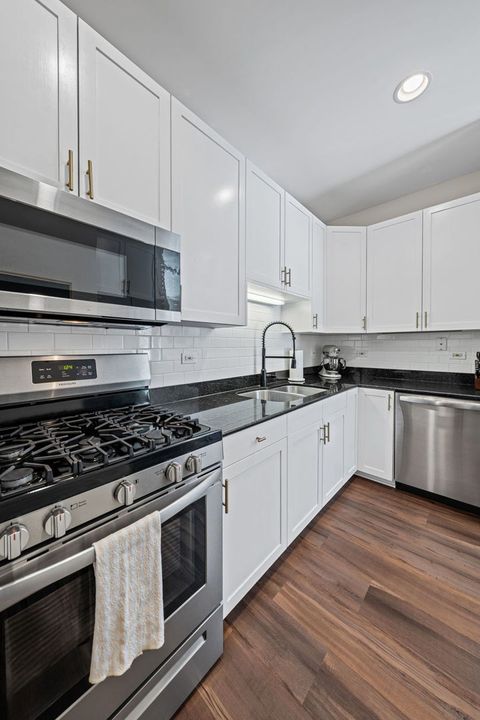 Tiny photo for 1928 N Kedzie Avenue #103, Chicago, IL 60647 (MLS # 12605586)