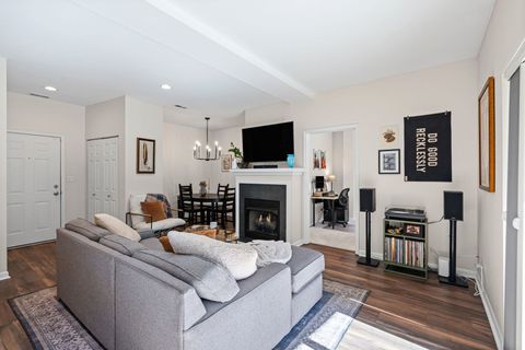 Tiny photo for 1928 N Kedzie Avenue #103, Chicago, IL 60647 (MLS # 12605586)