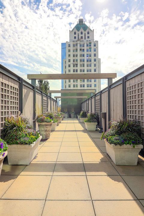Tiny photo for 130 N Garland Court #1504, Chicago, IL 60602 (MLS # 12488479)
