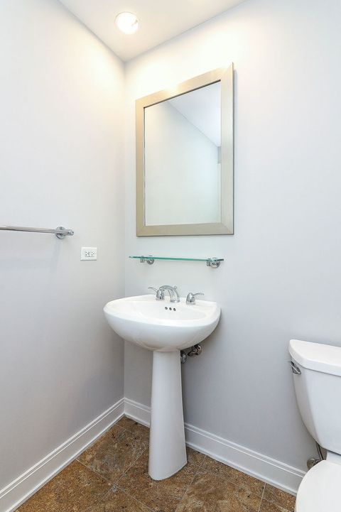 Tiny photo for 130 N Garland Court #1504, Chicago, IL 60602 (MLS # 12488479)