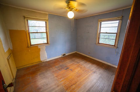 Tiny photo for 8919 W 95th Street, Palos Hills, IL 60465 (MLS # 12667890)