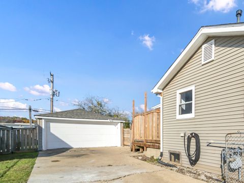 Tiny photo for 1820 Tomahawk Trail, Round Lake Heights, IL 60073 (MLS # 12512730)