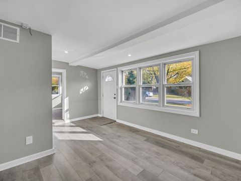 Tiny photo for 1820 Tomahawk Trail, Round Lake Heights, IL 60073 (MLS # 12512730)