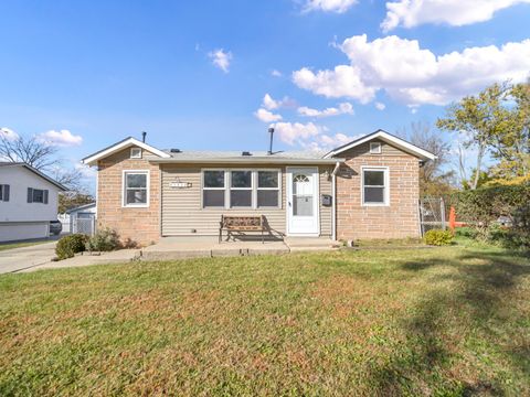 1820 Tomahawk Trail Round Lake Heights IL 60073
