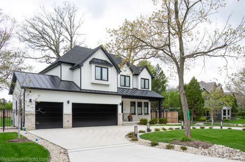 Tiny photo for 23388 N BIRCHWOOD Lane, Deerfield, IL 60015 (MLS # 12637143)