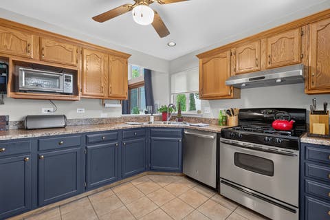 Tiny photo for 23 Linden Court, South Elgin, IL 60177 (MLS # 12723968)