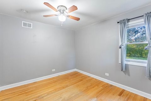 Tiny photo for 2756 Landen Drive, Melrose Park, IL 60164 (MLS # 12497673)