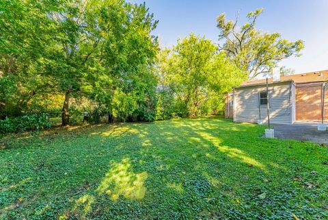 Tiny photo for 2756 Landen Drive, Melrose Park, IL 60164 (MLS # 12497673)