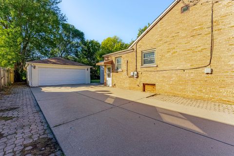 Tiny photo for 2756 Landen Drive, Melrose Park, IL 60164 (MLS # 12497673)