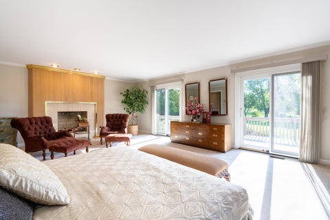 Tiny photo for 418 W County Line Road, Barrington, IL 60010 (MLS # 12717557)