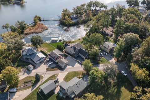 Tiny photo for 6507 Willow Court, Waterford, WI 53185 (MLS # 12476398)