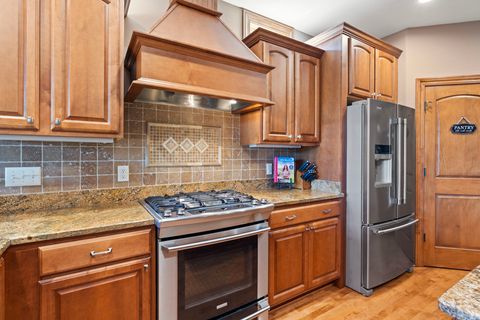 Tiny photo for 6507 Willow Court, Waterford, WI 53185 (MLS # 12476398)