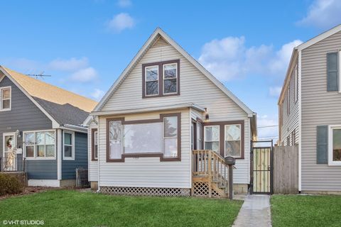 A home in Stone Park