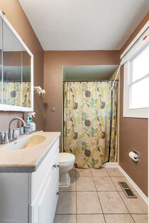 Tiny photo for 16610 76th Avenue, Tinley Park, IL 60477 (MLS # 12505692)