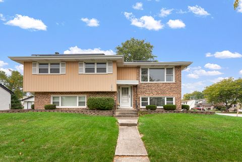 Tiny photo for 16610 76th Avenue, Tinley Park, IL 60477 (MLS # 12505692)