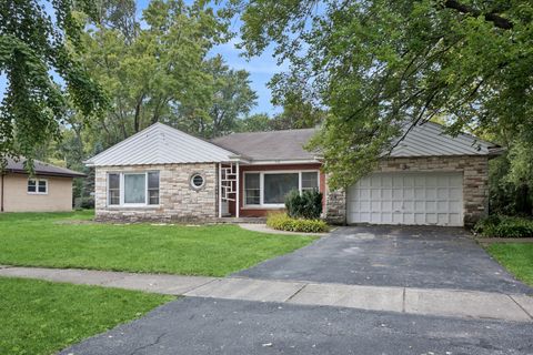 Photo of 950 Gardner Road, Flossmoor, IL 60422 (MLS # 12494666) Photo of 950 Gardner Road, Flossmoor, IL 60422 (MLS # 12494666)