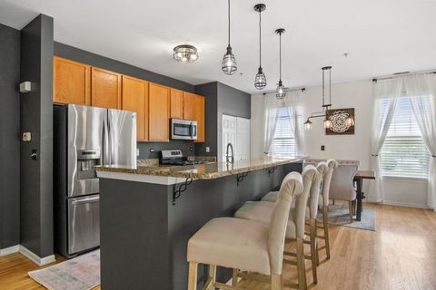 Tiny photo for 108 Schneider Court #108, North Aurora, IL 60542 (MLS # 12625527)