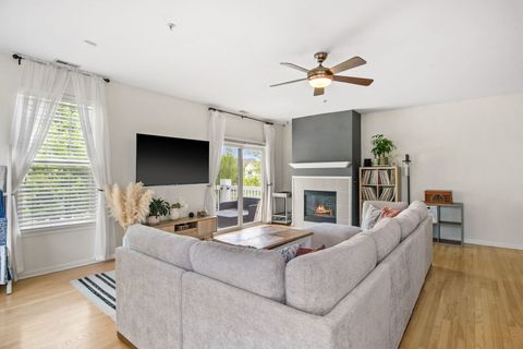 Tiny photo for 108 Schneider Court #108, North Aurora, IL 60542 (MLS # 12625527)