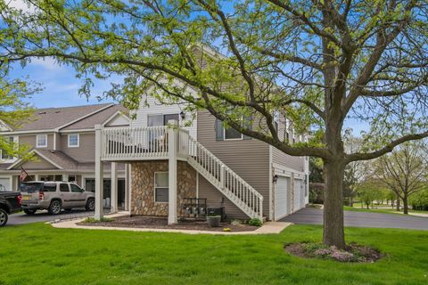 Tiny photo for 108 Schneider Court #108, North Aurora, IL 60542 (MLS # 12625527)