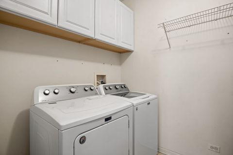 Tiny photo for 108 Schneider Court #108, North Aurora, IL 60542 (MLS # 12625527)