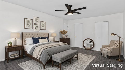 Tiny photo for 725 W Huntington Commons Road #104, Mount Prospect, IL 60056 (MLS # 12741986)