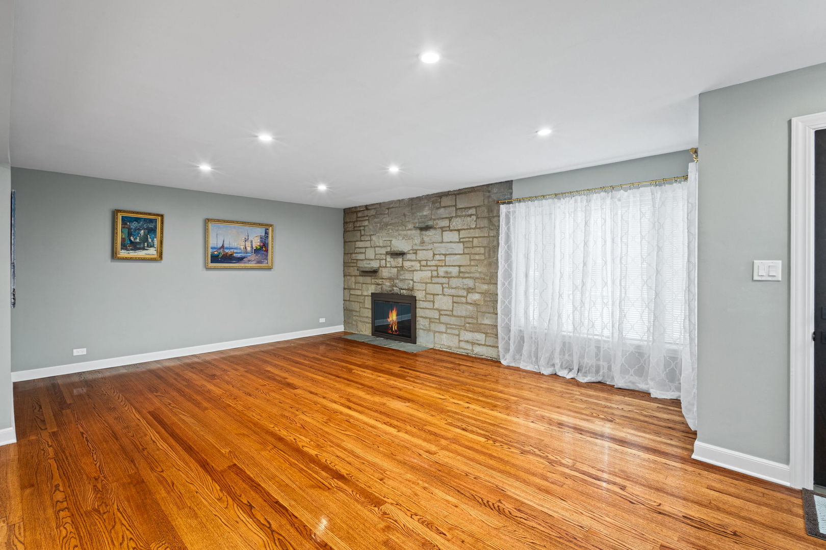 7139 W Cortland Street