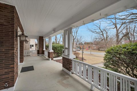 Tiny photo for 912 S Greenwood Avenue, Kankakee, IL 60901 (MLS # 12584488)