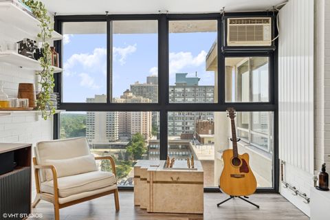 Tiny photo for 5740 N Sheridan Road #18C, Chicago, IL 60660 (MLS # 12478700)