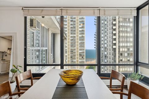 Tiny photo for 5740 N Sheridan Road #18C, Chicago, IL 60660 (MLS # 12478700)