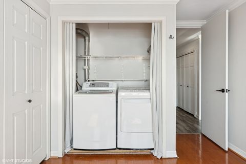 Tiny photo for 5740 N Sheridan Road #18C, Chicago, IL 60660 (MLS # 12478700)