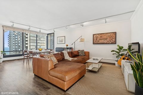 Tiny photo for 5740 N Sheridan Road #18C, Chicago, IL 60660 (MLS # 12478700)