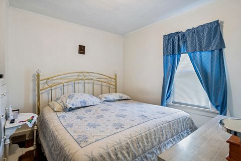 Tiny photo for 216 N Blanchard Street, Wheaton, IL 60187 (MLS # 12479028)