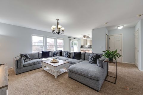 Tiny photo for 3105 Fen Trail, Wonder Lake, IL 60097 (MLS # 12649633)