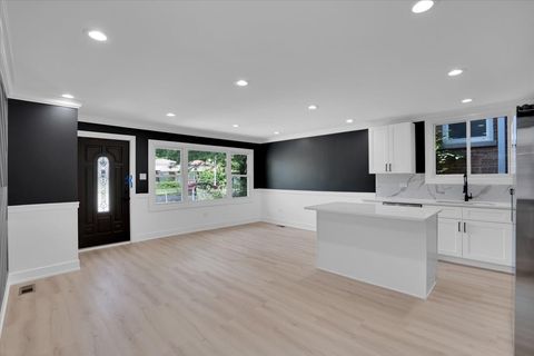 Tiny photo for 1311 E 69th Street, Chicago, IL 60637 (MLS # 12486638)