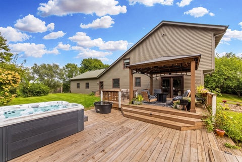 Tiny photo for 6904 E Rockton Road, Roscoe, IL 61073 (MLS # 12769388)