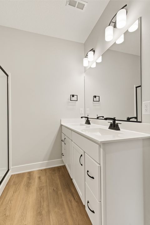 Tiny photo for 118 BEACON HARBOR Circle #118, East Moline, IL 61244 (MLS # QC4269901)