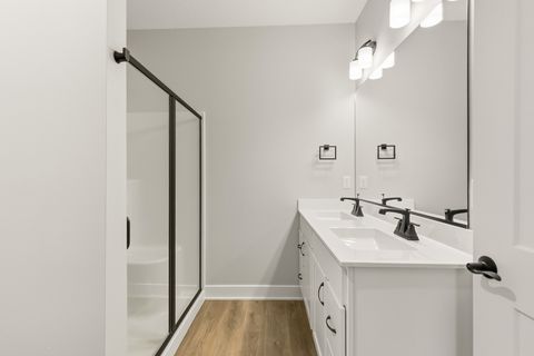 Tiny photo for 118 BEACON HARBOR Circle #118, East Moline, IL 61244 (MLS # QC4269901)