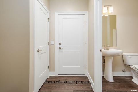 Tiny photo for 118 BEACON HARBOR Circle, East Moline, IL 61244 (MLS # QC4269901)