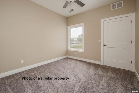 Tiny photo for 118 BEACON HARBOR Circle, East Moline, IL 61244 (MLS # QC4269901)